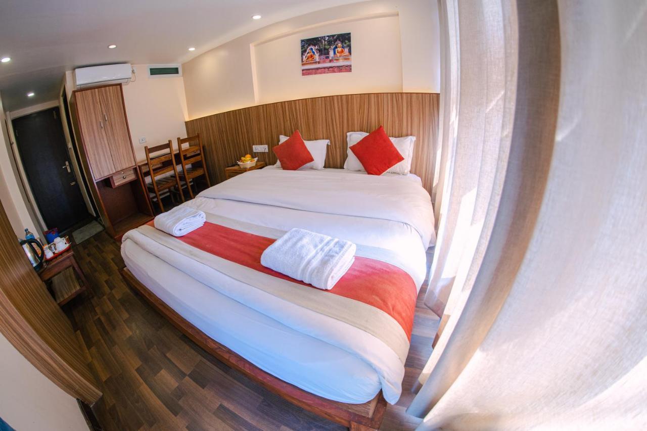 Hotel Chhimeki Kathmandu Exterior photo